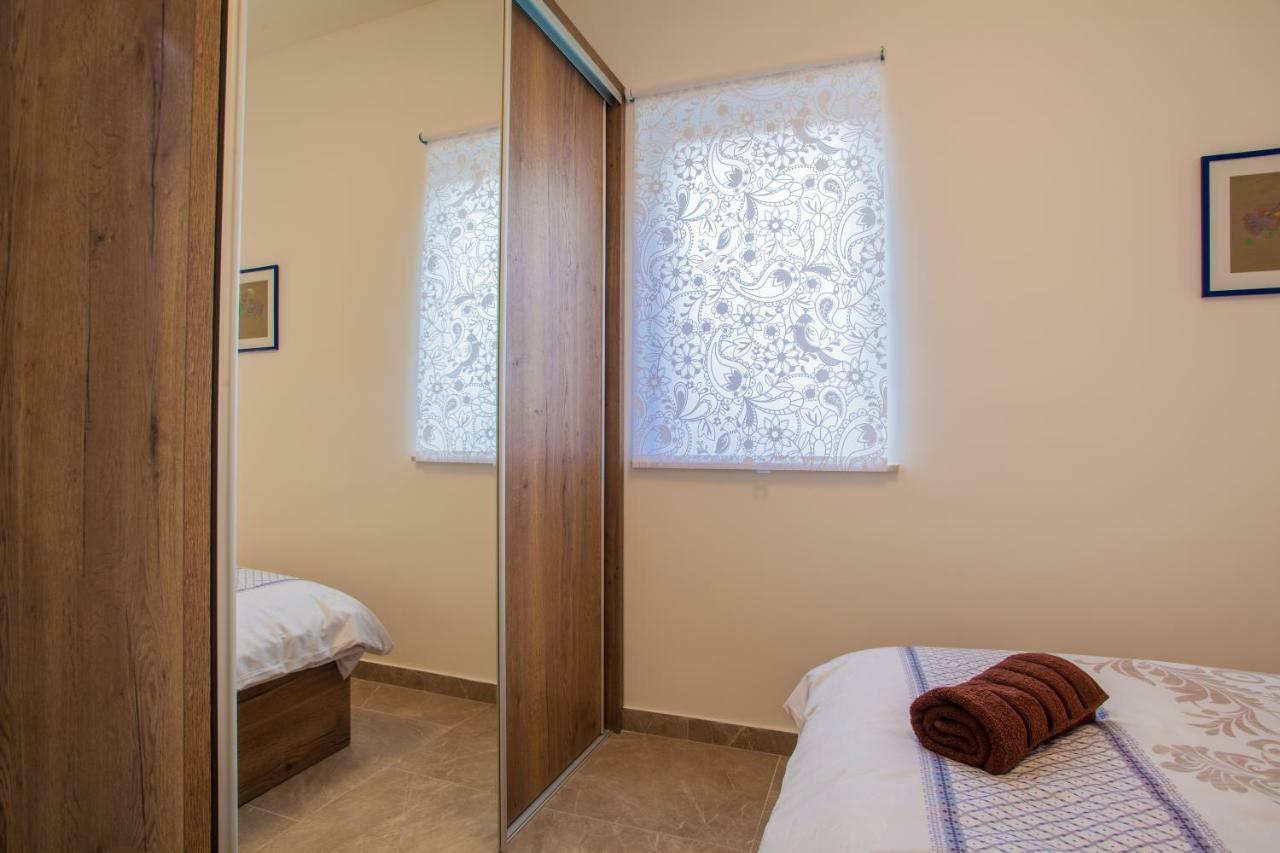 Apartmani Komesic Zubovići Zewnętrze zdjęcie