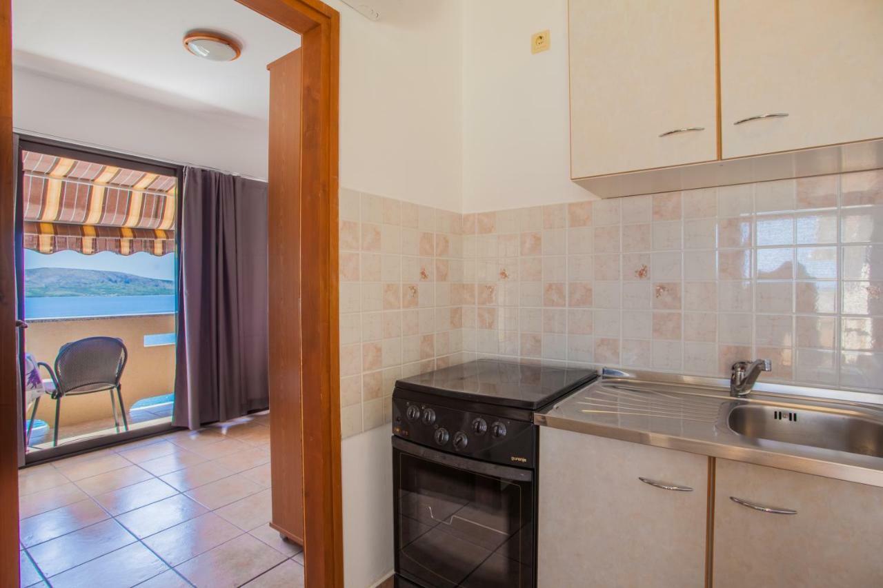 Apartmani Komesic Zubovići Zewnętrze zdjęcie
